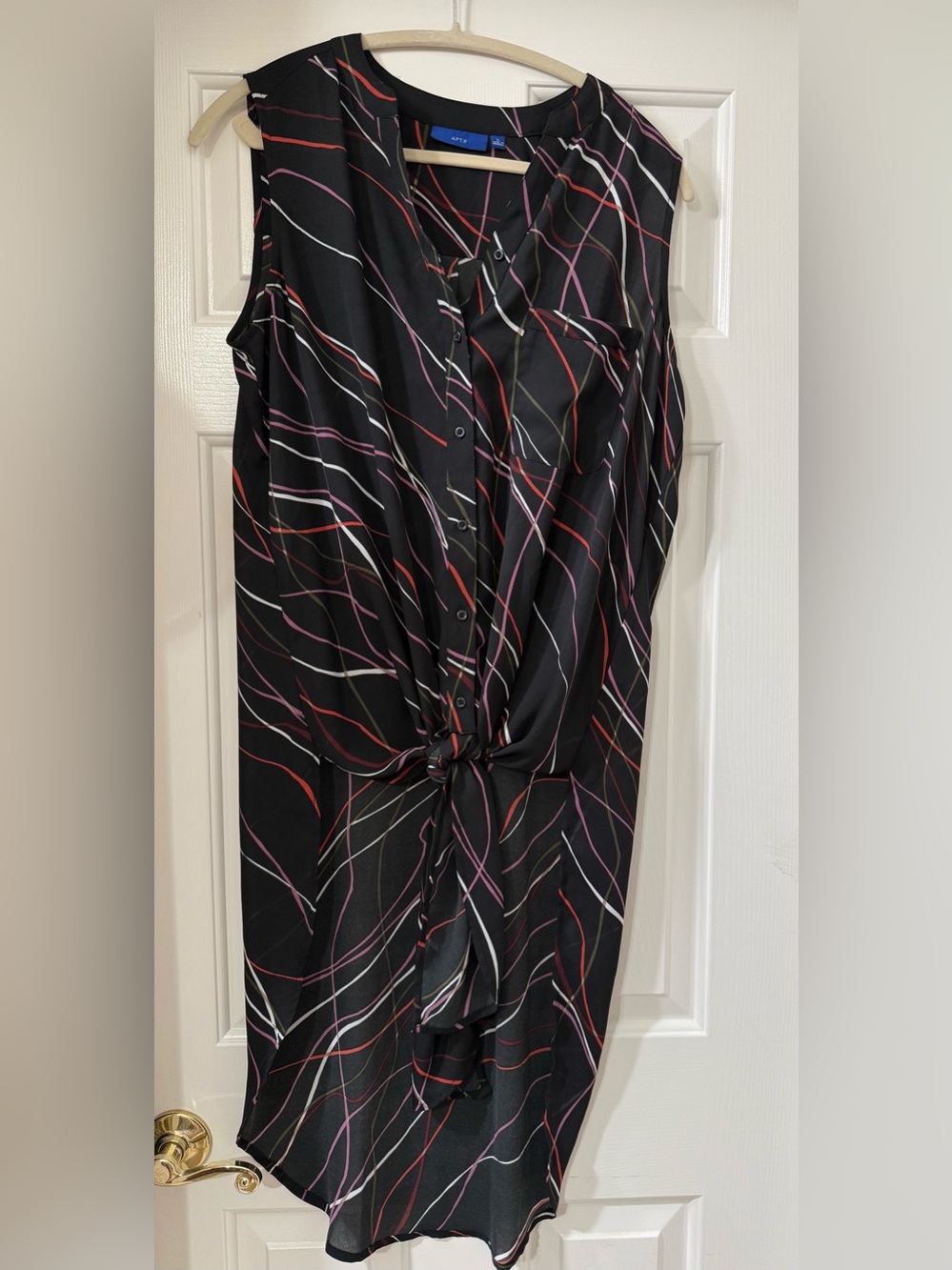 Apt. 9 Black Sleeveless Button-Front Tie Top with Back Tail *NWOT